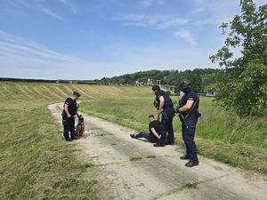 policjanci, zatrzymania, ćwiczenia