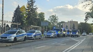 policjanci podczas zabezpieczenia